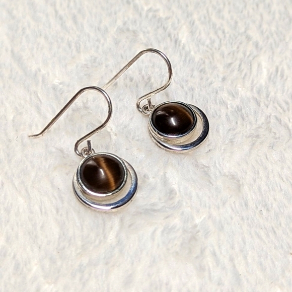 Vintage Sterling Silver and Tigers Eye Peite Pierced Earrings - Picture 2 of 7